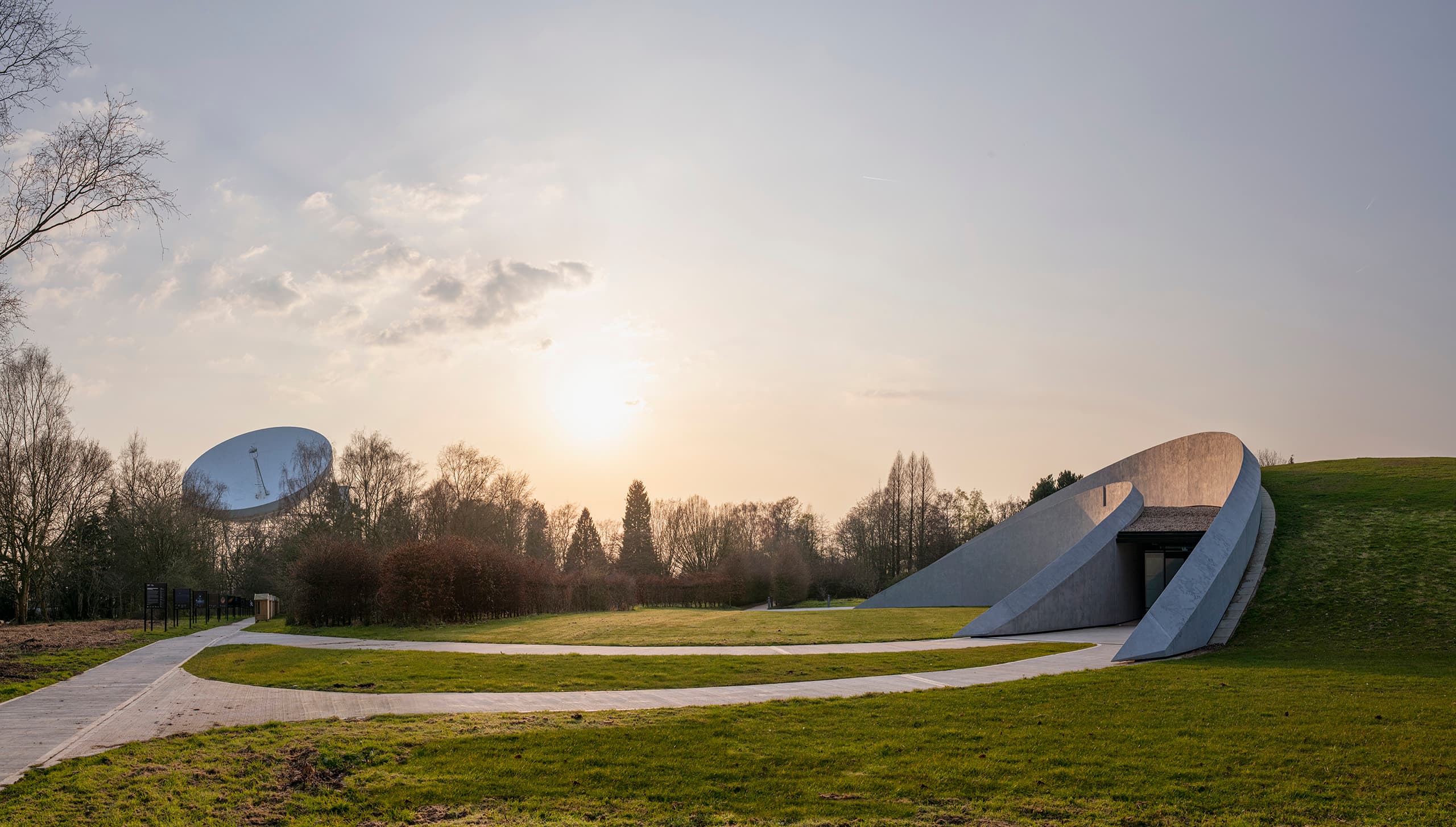 Exterior view of Jodrell Bank's Lowell Telescope and First Light Pavillion