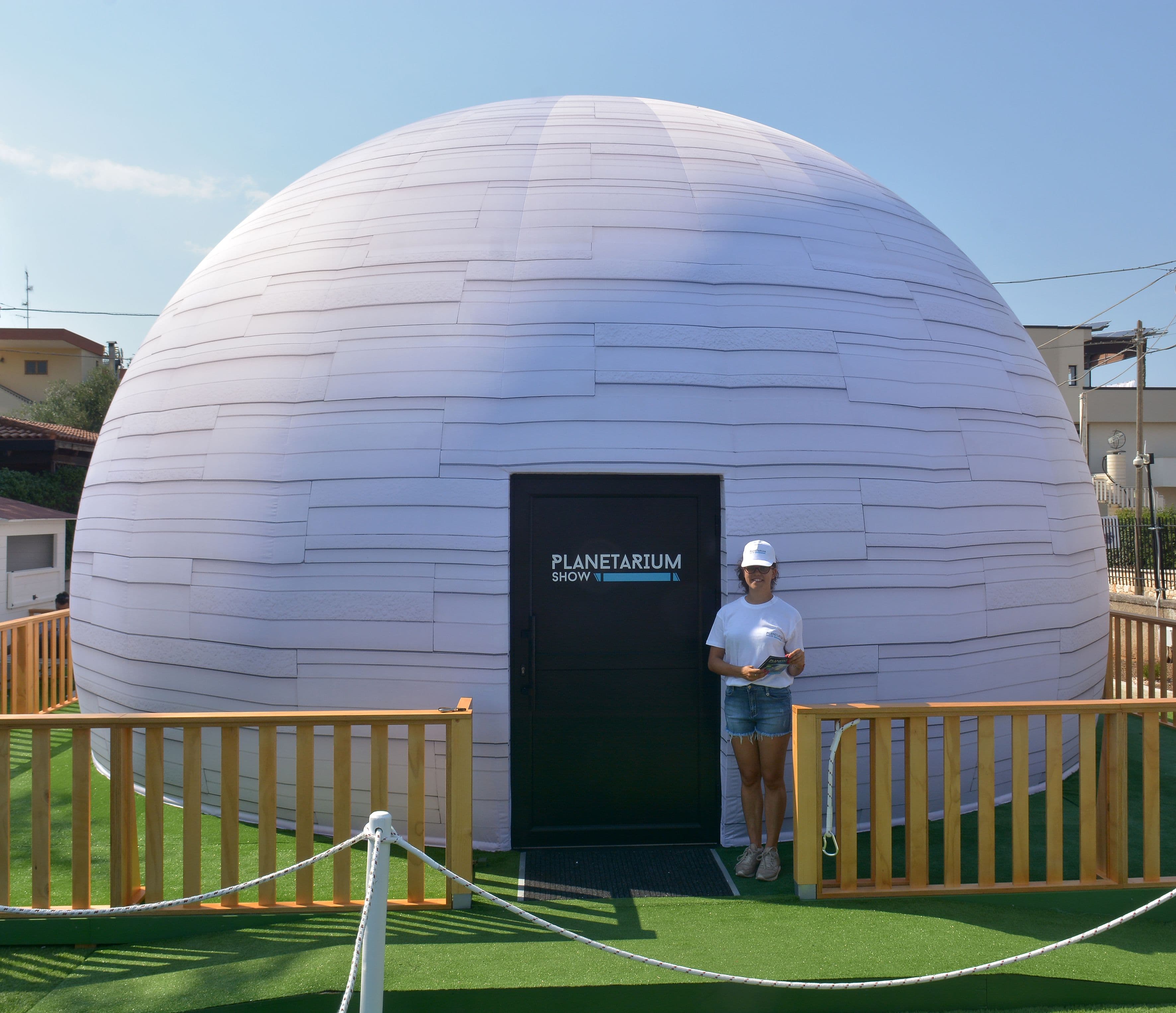 Screenberry powered dome theater