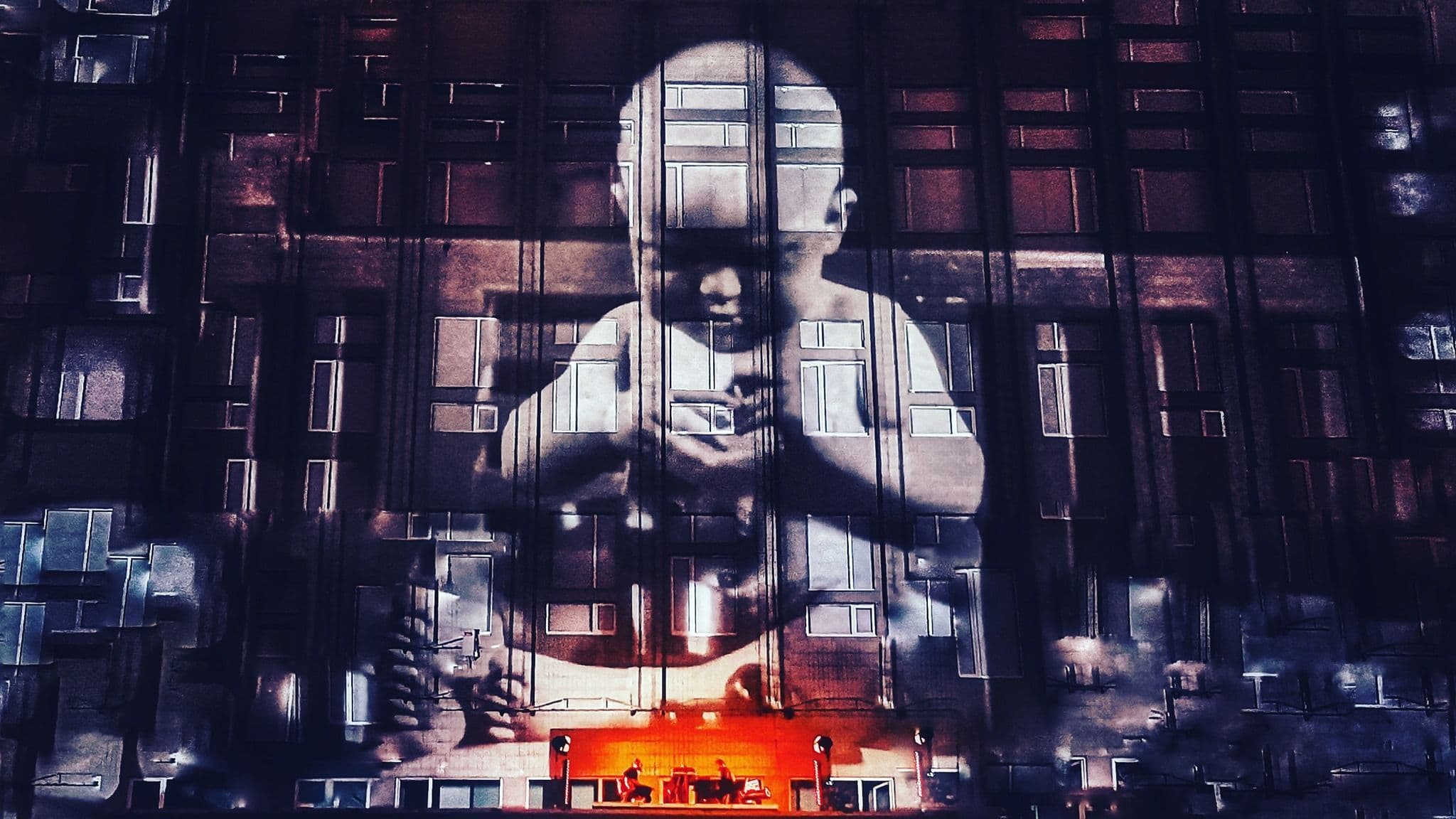 Screenberry-powered architectural projection show at the opening night of the Film Museum in Kyiv