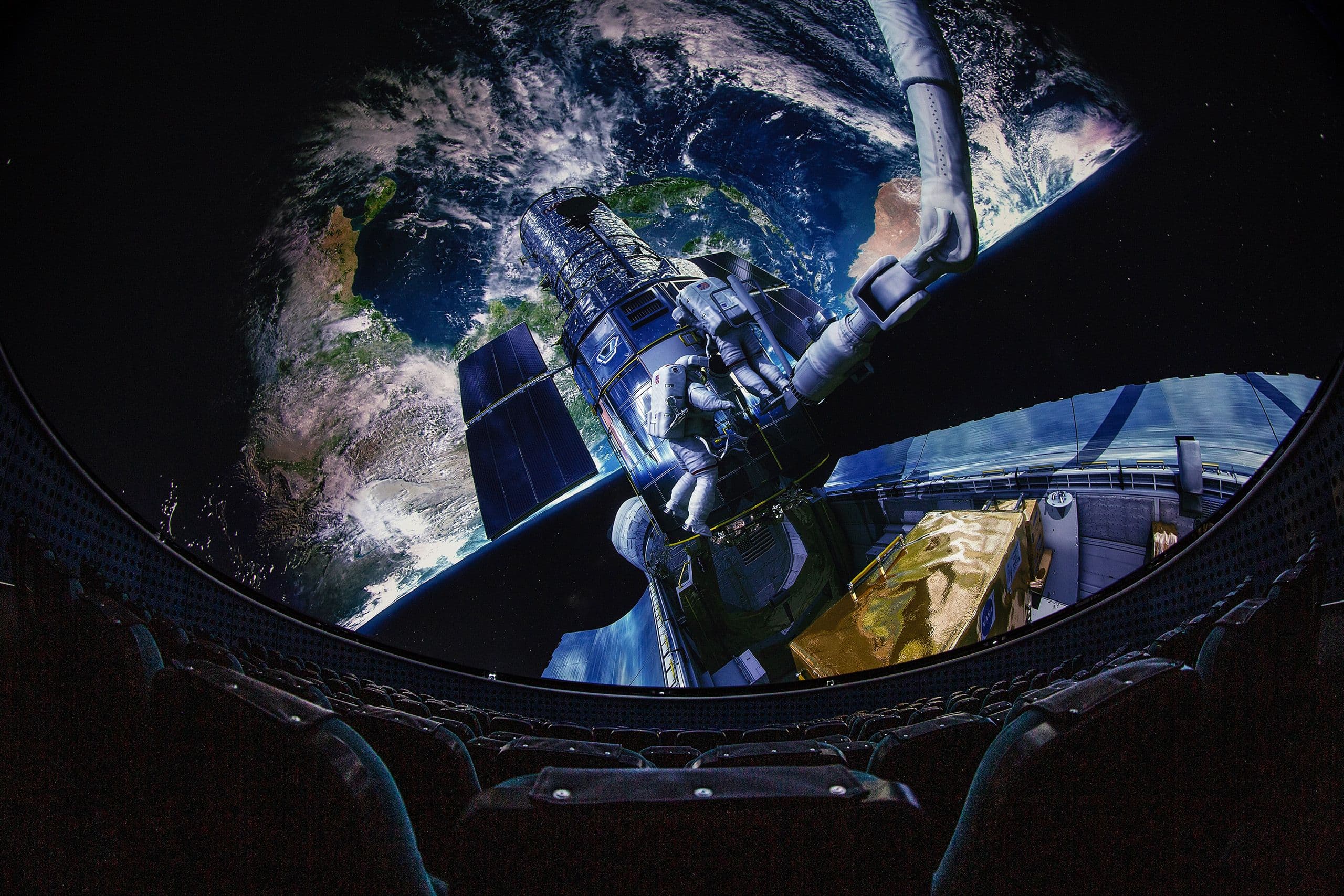 Dome projection at the 18m Sir Partick Moore Planetarium